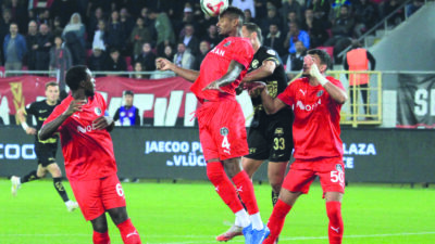 Trendyol Türkiye 1.Futbol Ligi’nde şampiyonluk mücadelesi veren Arca Çorum FK,